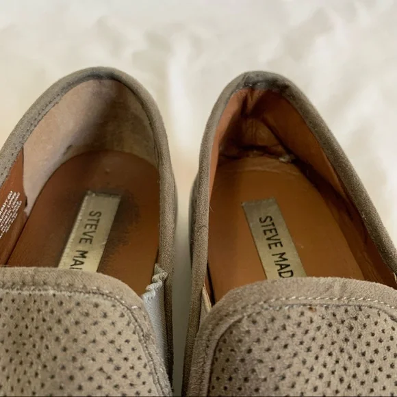 Steve Madden Zarayy Slip-On Sneakers Perforated, size 6, dark gray w/ olive tone - Picture 13 of 16